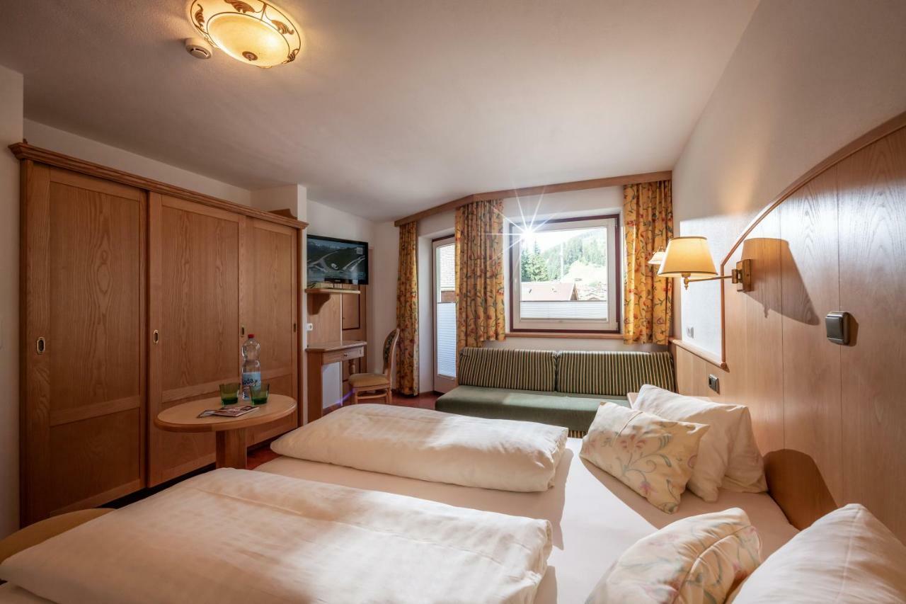 Alpenrose Hotel-Garni Gerlos Exterior photo
