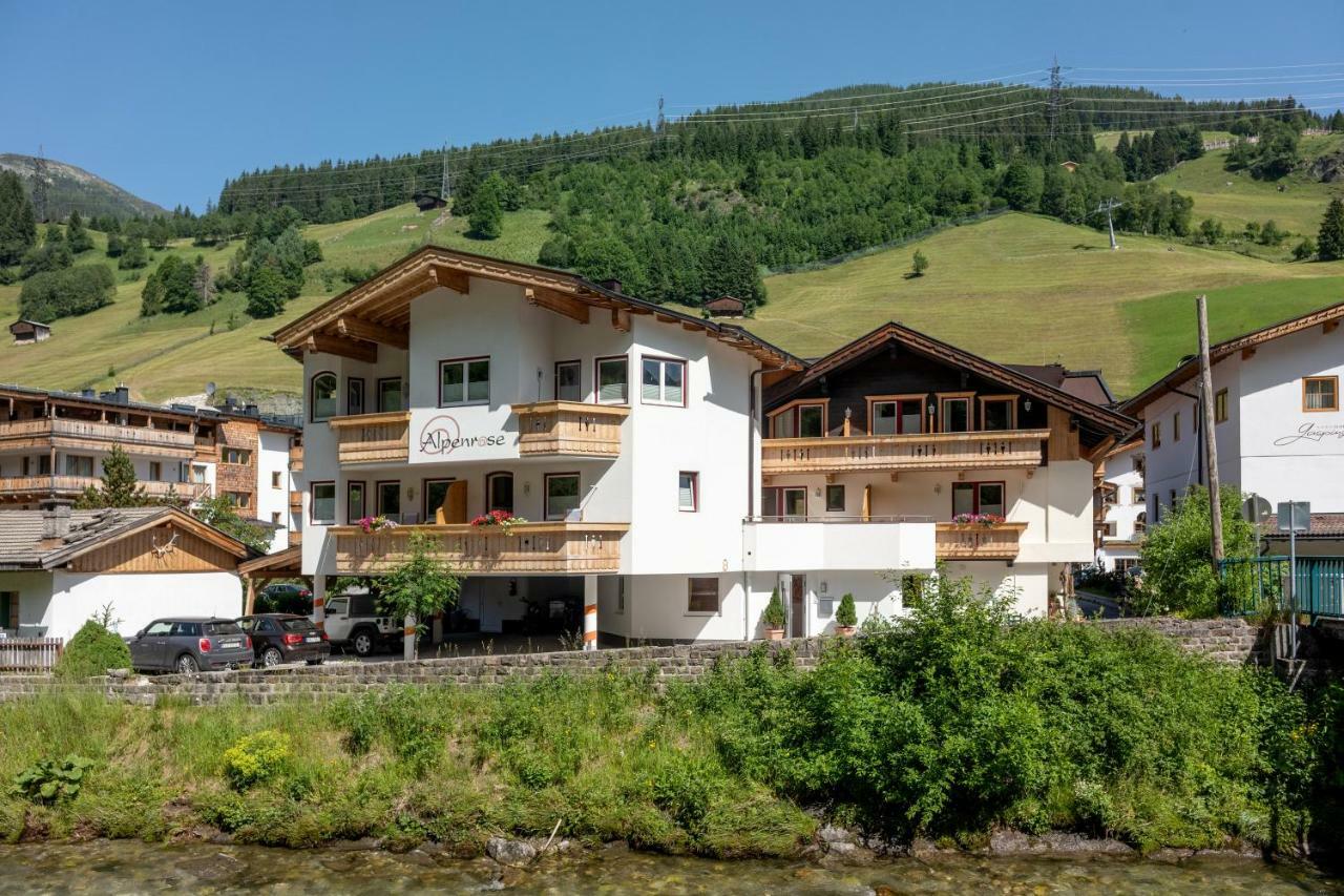 Alpenrose Hotel-Garni Gerlos Exterior photo